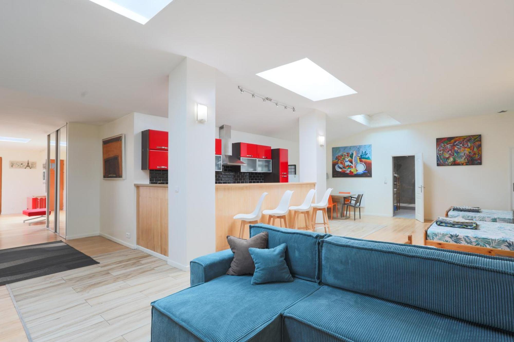 Paris East Side Lodge Pantin Bagian luar foto