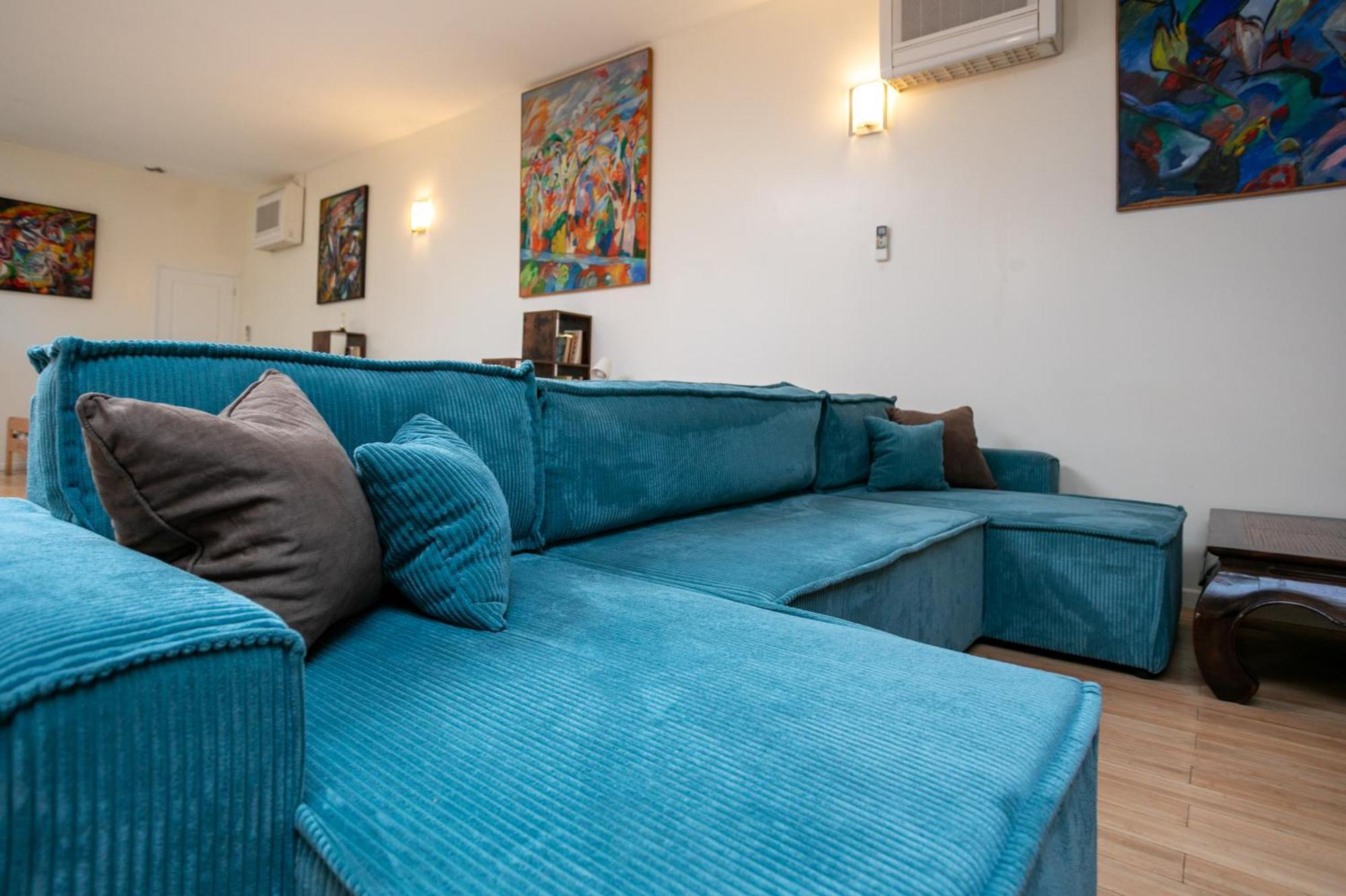 Paris East Side Lodge Pantin Bagian luar foto