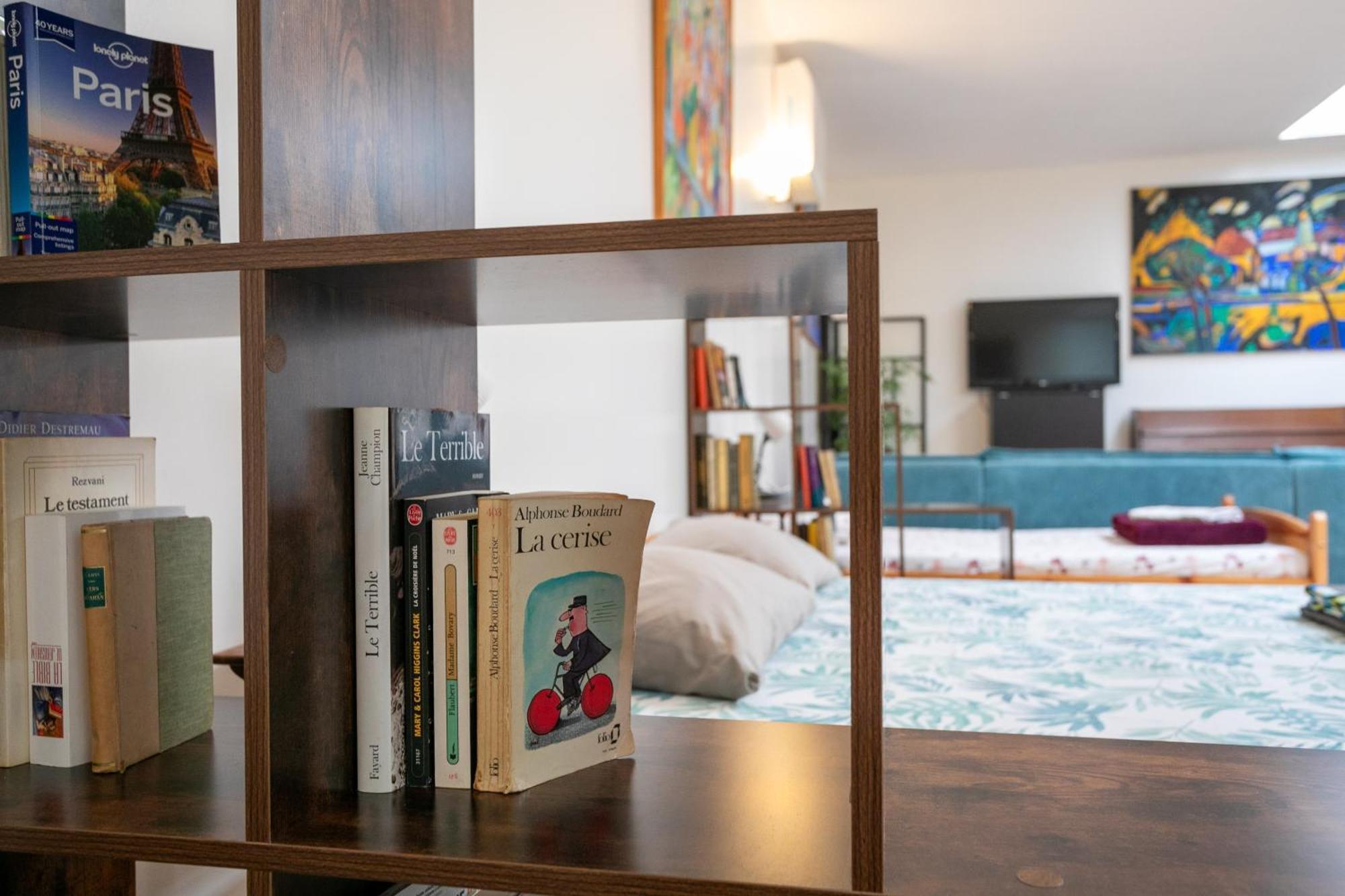 Paris East Side Lodge Pantin Bagian luar foto