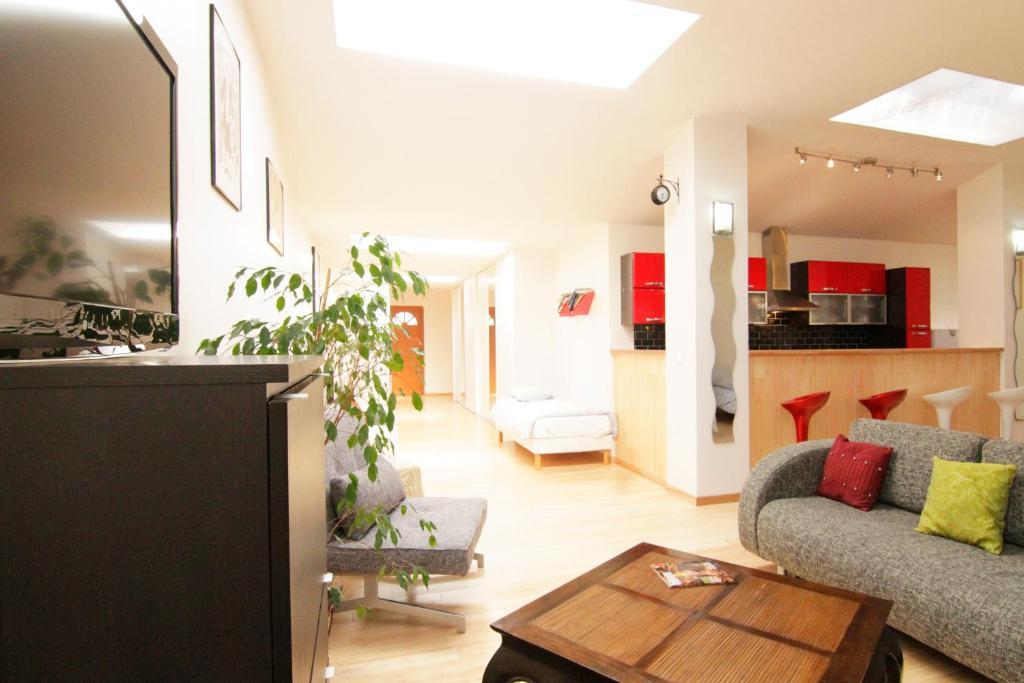 Paris East Side Lodge Pantin Ruang foto