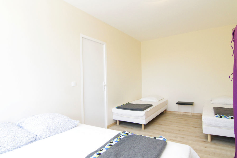 Paris East Side Lodge Pantin Bagian luar foto